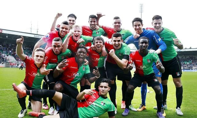 用行动证明 用行动证明