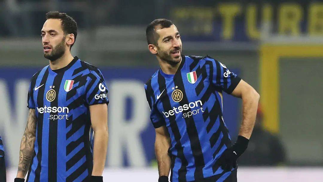 篮球对抗中 篮球对抗中